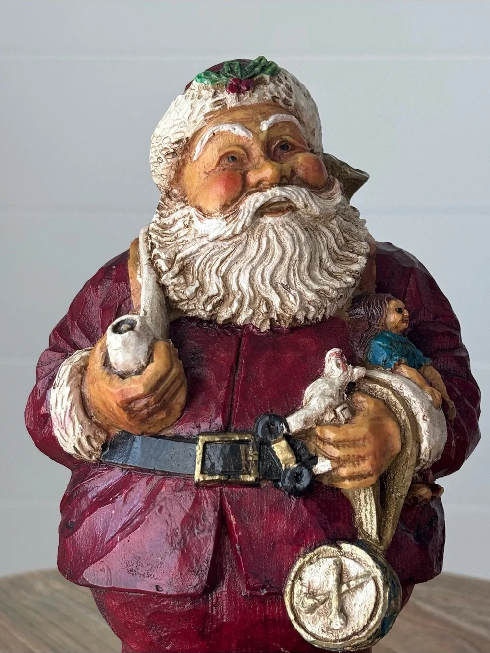 Vintage 1987 Resin painted Duncan Hill Holiday Santa